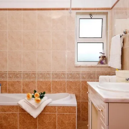 Gomes 빌라 포르체스